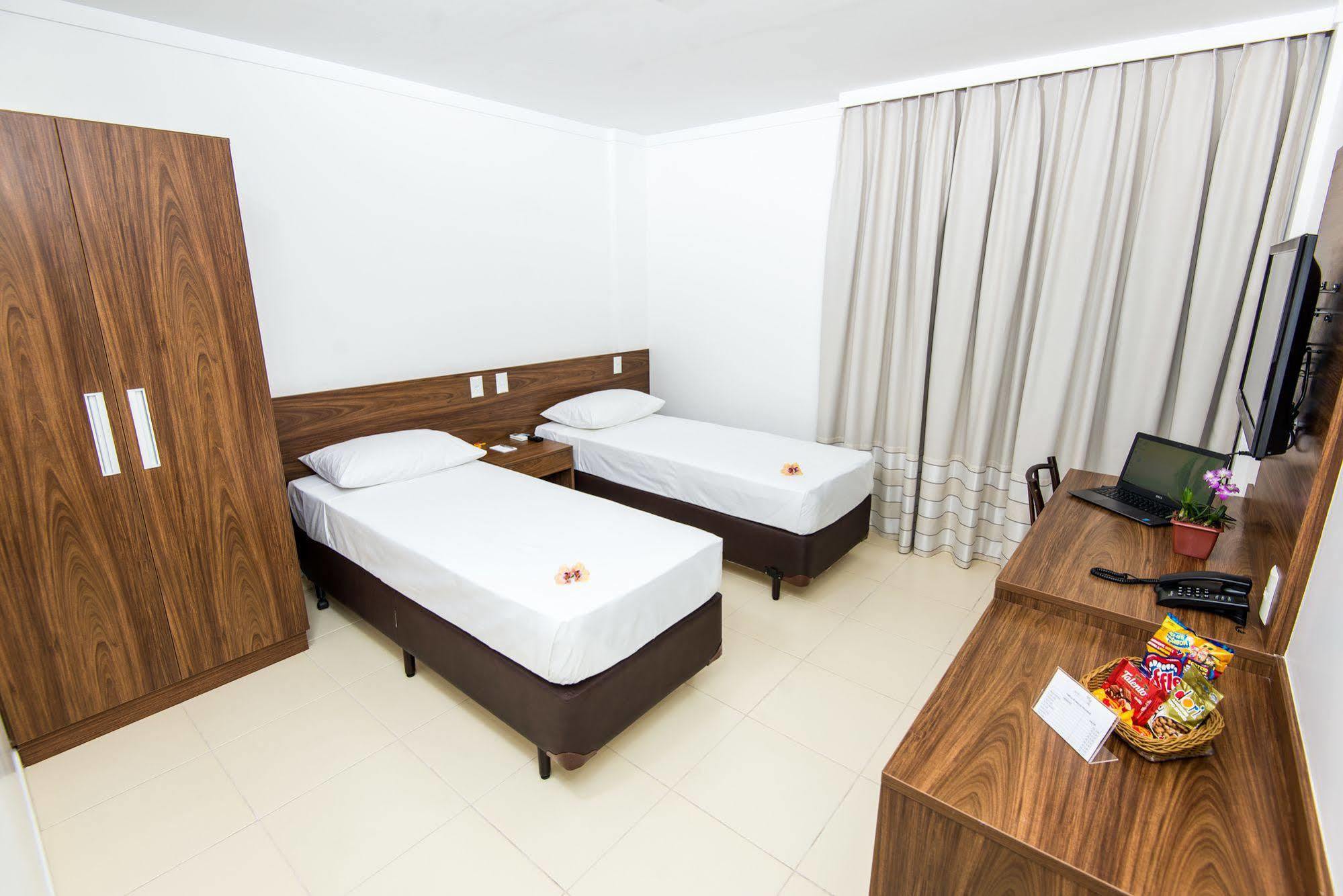 Hotel Jardins Сера Екстериор снимка