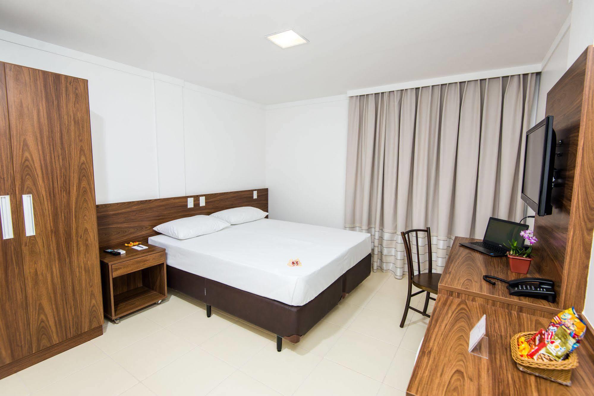 Hotel Jardins Сера Екстериор снимка